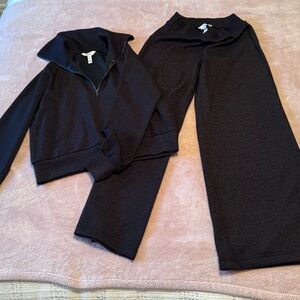 SPANX AirEssentials Black & Gold Shimmer Half Zip and Wide leg pant set Petite S